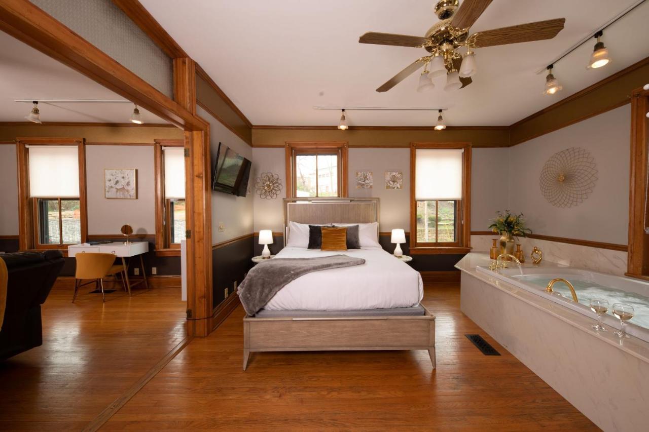 Riverboat Suites Galena Exterior foto