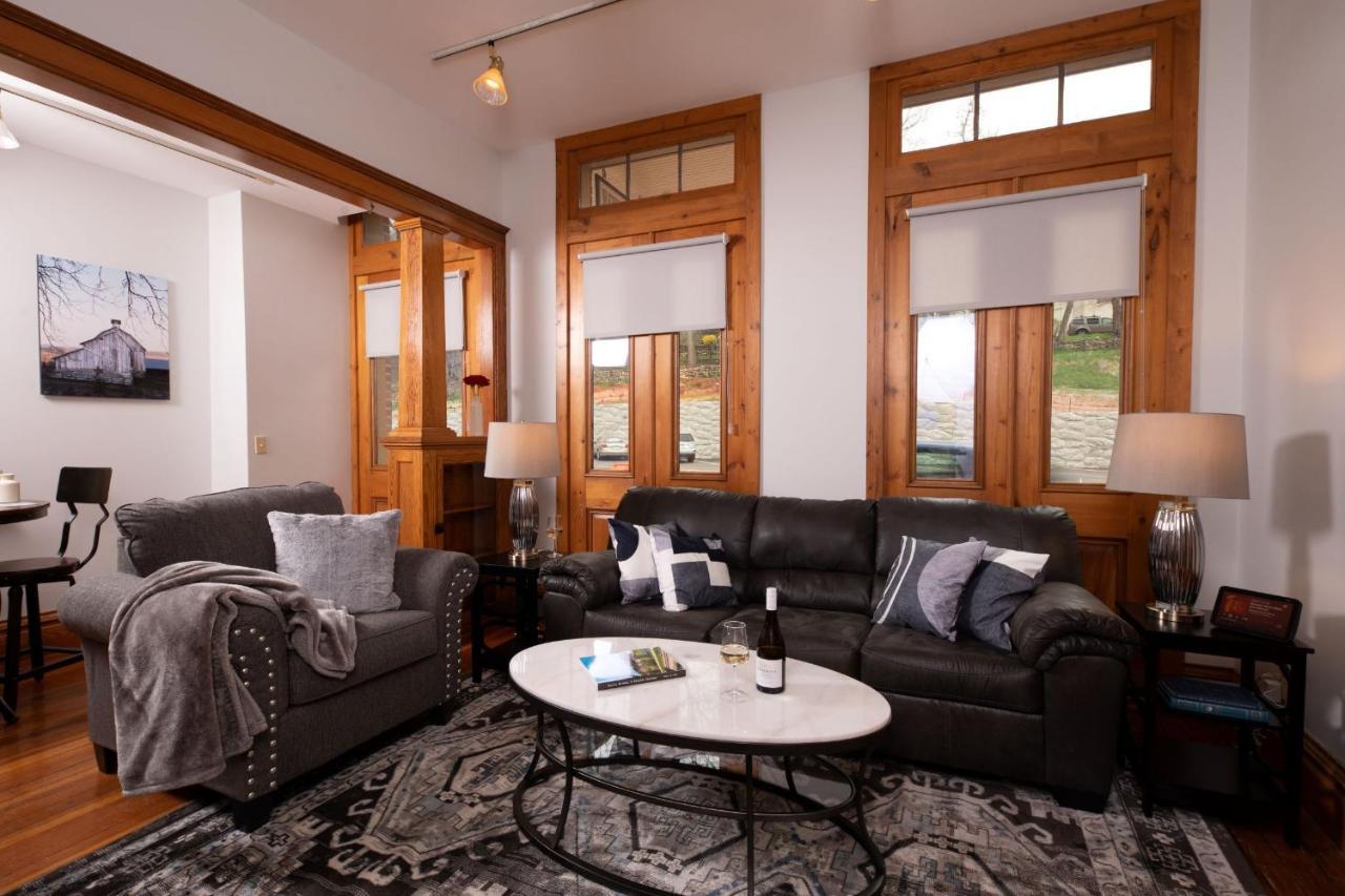 Riverboat Suites Galena Exterior foto